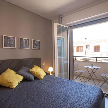 Verdemare House - Luminoso Sulla Riviera Pescarese A 2 Passi Dal Mare Apartment Pescara