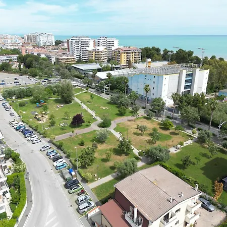 Verdemare House - Luminoso Sulla Riviera Pescarese A 2 Passi Dal Mare Pescara